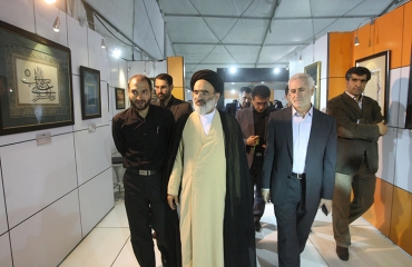 بازدید حجت الاسلام تقوی از بخش دارالکتابه